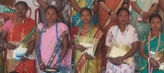 Menka Kisku and group